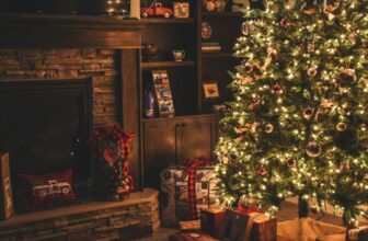 From Cozy Fall to Cheerful Winter